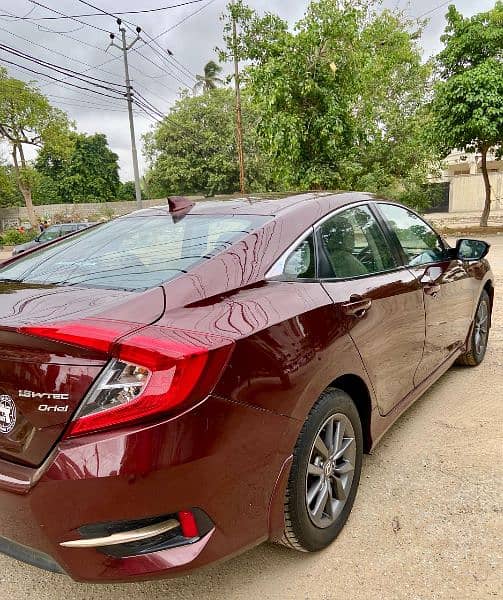 Honda Civic Oriel 2019 4