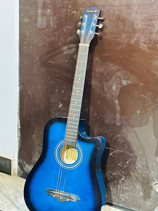 brand new acoustic guitar only 5 days use 1