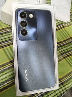 vivo y100 8+8 256 8month warranty full box 0