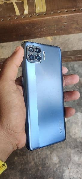 oppo f17pro 0