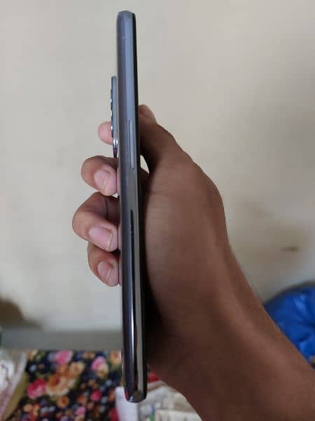 oneplus 9 5G 4