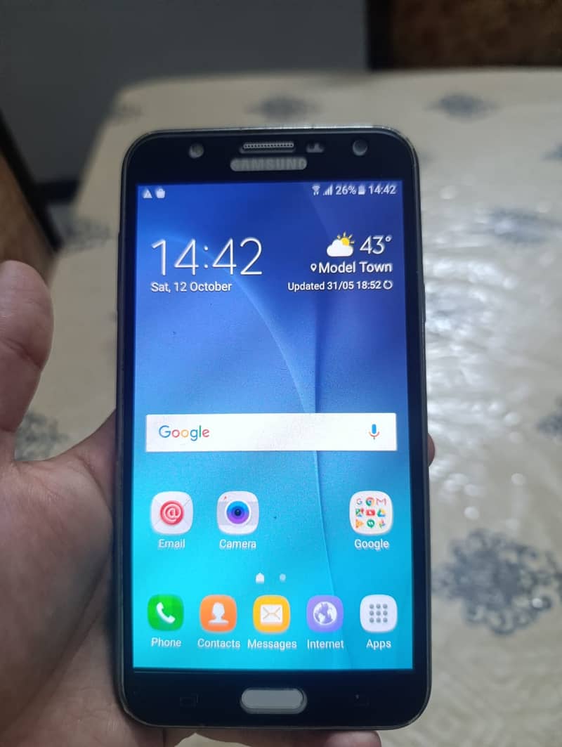 Samsung Galaxy J7 FOR SALE 1