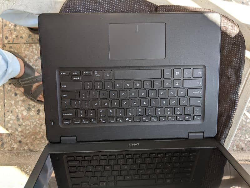 Dell Latitude E3490 i5 7th Gen Touch Screen 1