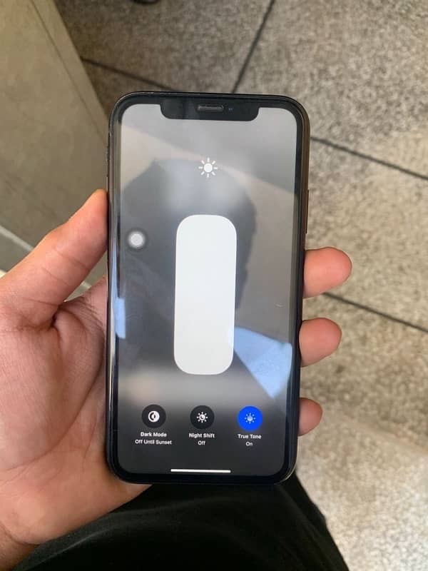 iPhone XR JV 64GB water pack 5