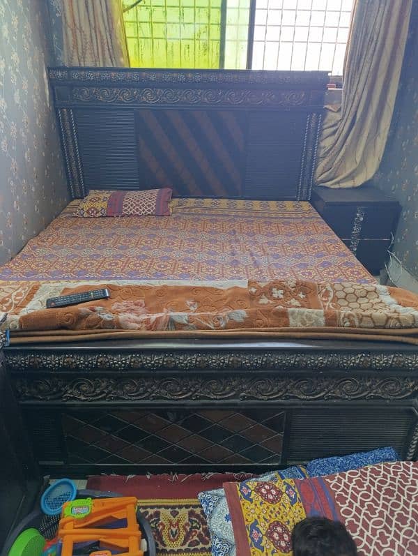 full complete bedset without mattress 2