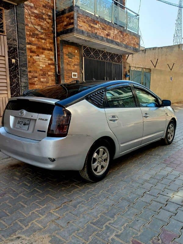 Toyota Prius 2004 5