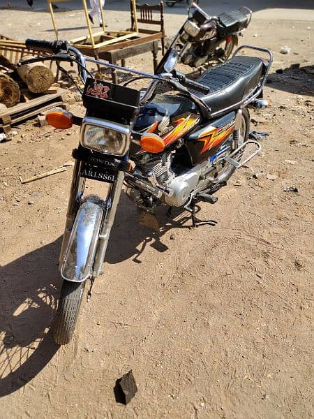 Honda 125 black all ok lush condition 0