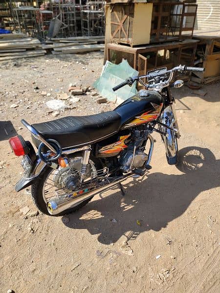 Honda 125 black all ok lush condition 2