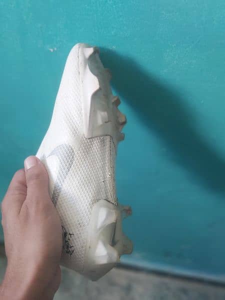 High-Quality football boots for sale 2