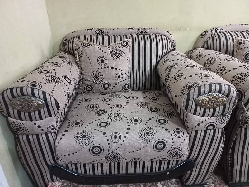 5 seater used sofa set 2