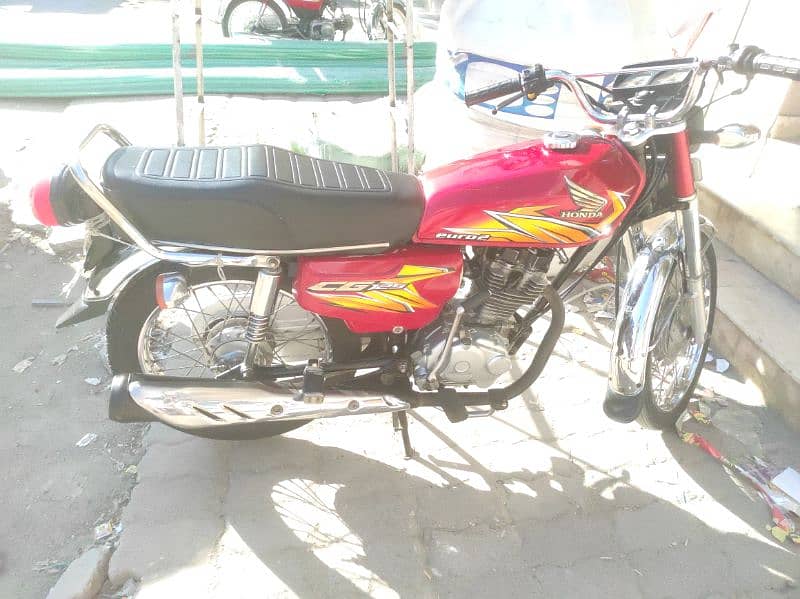 honda 125 modle 2021  condition 9/10 4