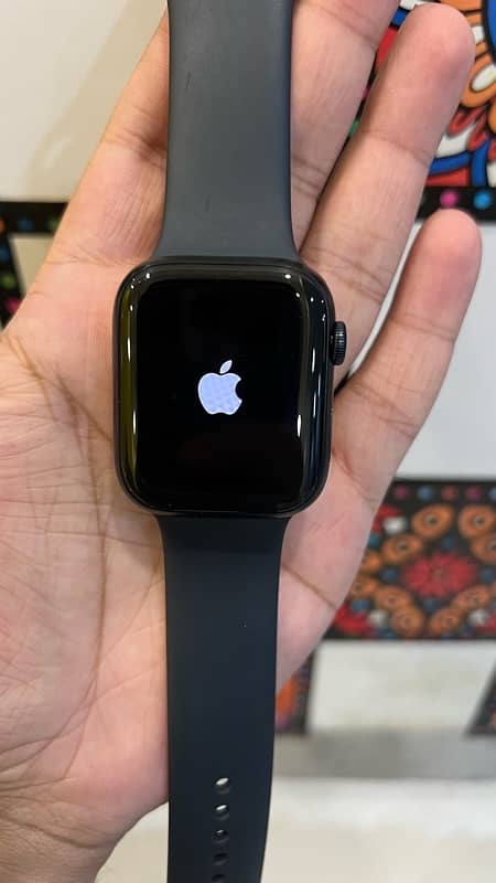 Apple Watch Series 9 45mm in Apple Warranty 1