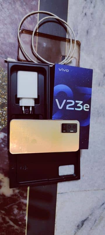 Vivo v23e Golden Colour 1