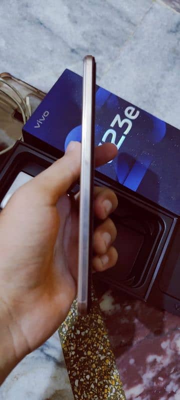 Vivo v23e Golden Colour 5