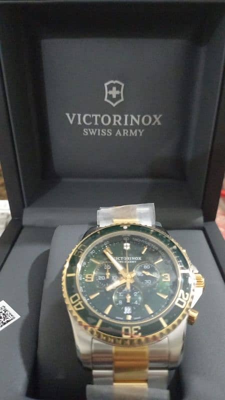 Brand new untouched Swiss army watch for sale 2