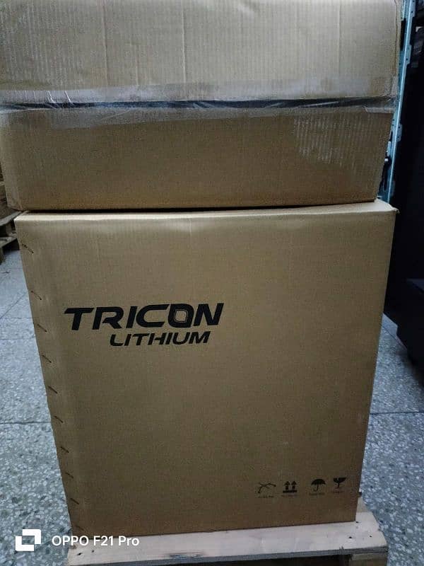 TRICON LITHIUM BATTERIES AVAILABLE 100Ah/200Ah/300Ah AT LOWEST PRICE 5