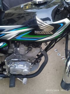 Honda 125cc Model 2023 Karachi ka number ha