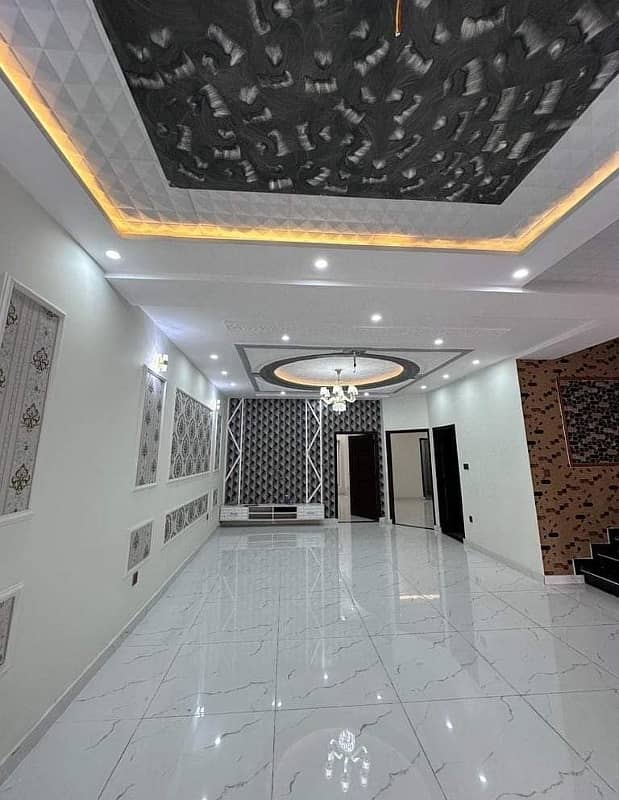 10 Marla Beautifully designed house For Rent In Park View City Lahore. 0