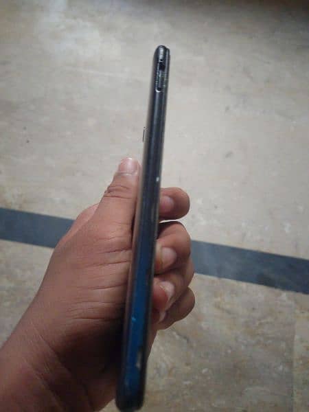 Vivo mobile for sale urgent 2