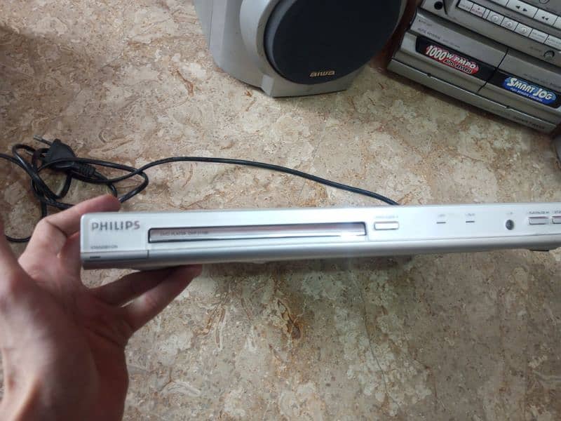 AIWA SPEAKER SYSTEM PHILLIP DVD PLAYER 1