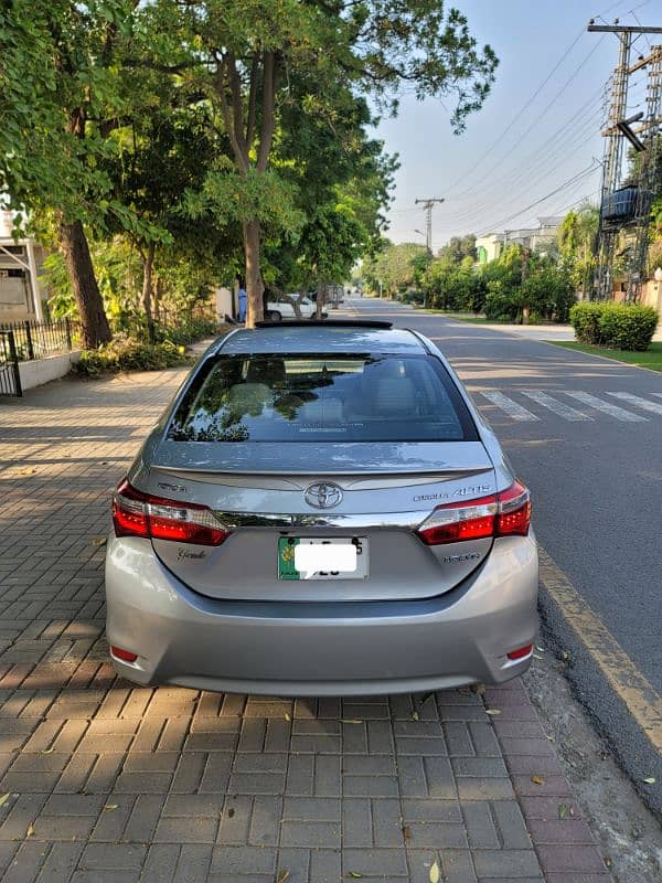 Toyota Altis Grande 2015 4