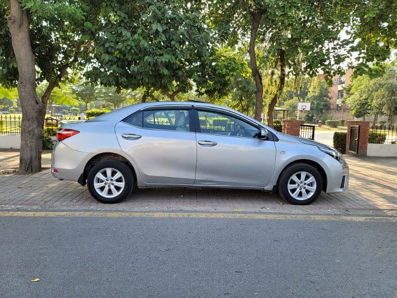 Toyota Altis Grande 2015 6