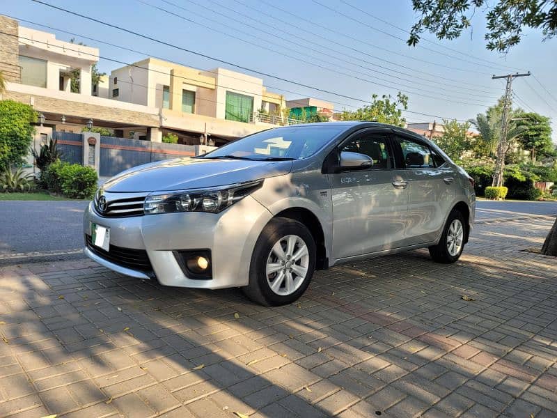 Toyota Altis Grande 2015 15