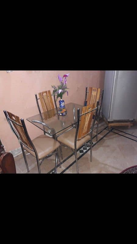 4 seater dining table 2