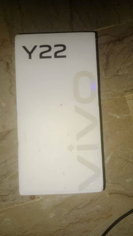 Vivo Y-22 pta approved with box and charger 4