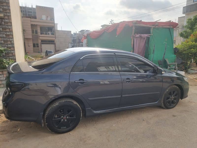 Toyota Corolla Altis 2010 4