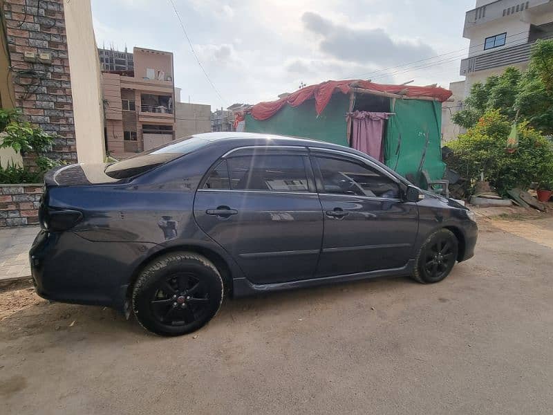 Toyota Corolla Altis 2010 5