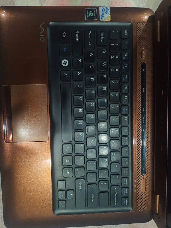 Sony laptops/core 2 due laptop/64 bit/4GB Ram/window 10 laptop 3