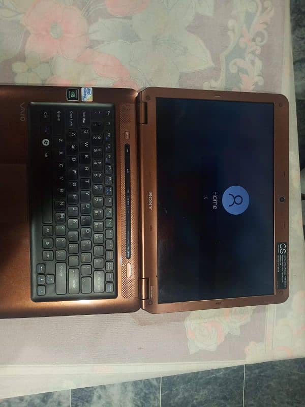 Sony laptops/core 2 due laptop/64 bit/4GB Ram/window 10 laptop 4