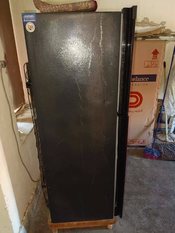 refrigerator dowlance medium size 5