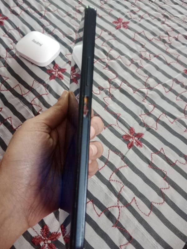 infinix hot 12 6/128 good condition. 3