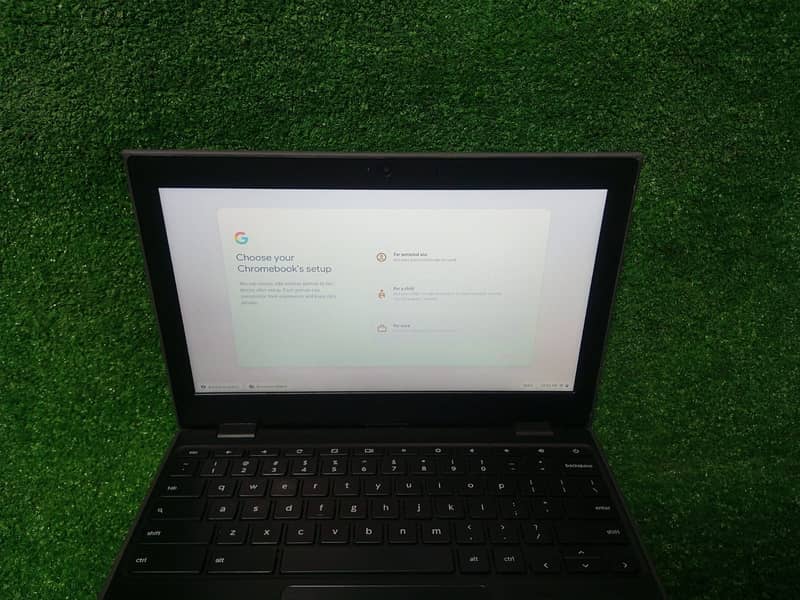 Lenovo E100 Chromebook 0