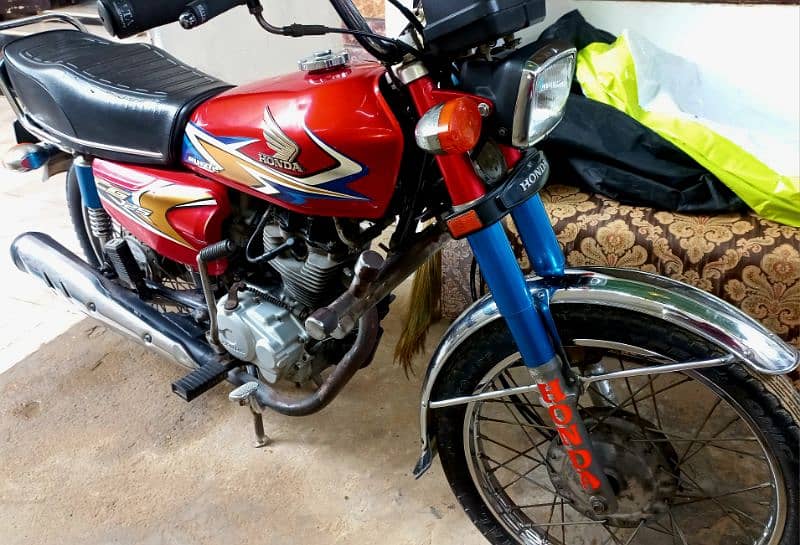 Selling Honda 125 2020 Karachi number 0