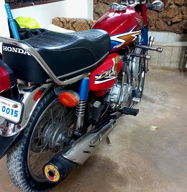 Selling Honda 125 2020 Karachi number 1