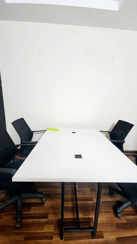 Co Working Space - Furnished Office - Shared Space - Seats - Rent 2