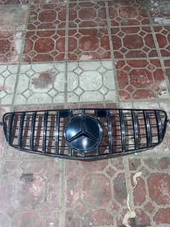 Mercede Amg C 200 grill 0