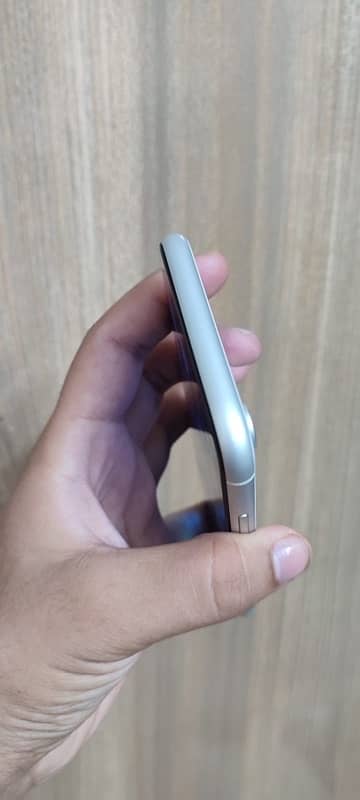 Iphone Xr 256gb (Non PTA) panel changed 5