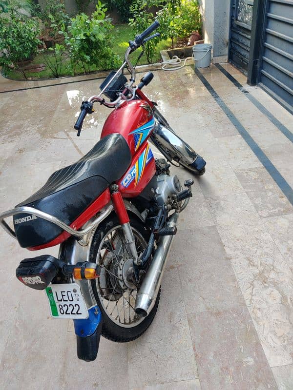 Honda CD 70. model 2019 B 3