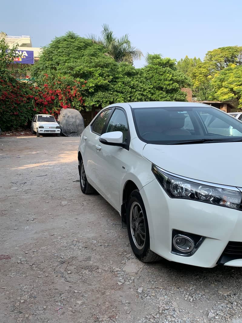 Toyota Corolla GLI 2016 Auto 3