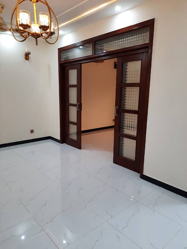 5 Marla Independent Full House Neat & Clean House For Rent Sector E, Bahria Town Lahore 3