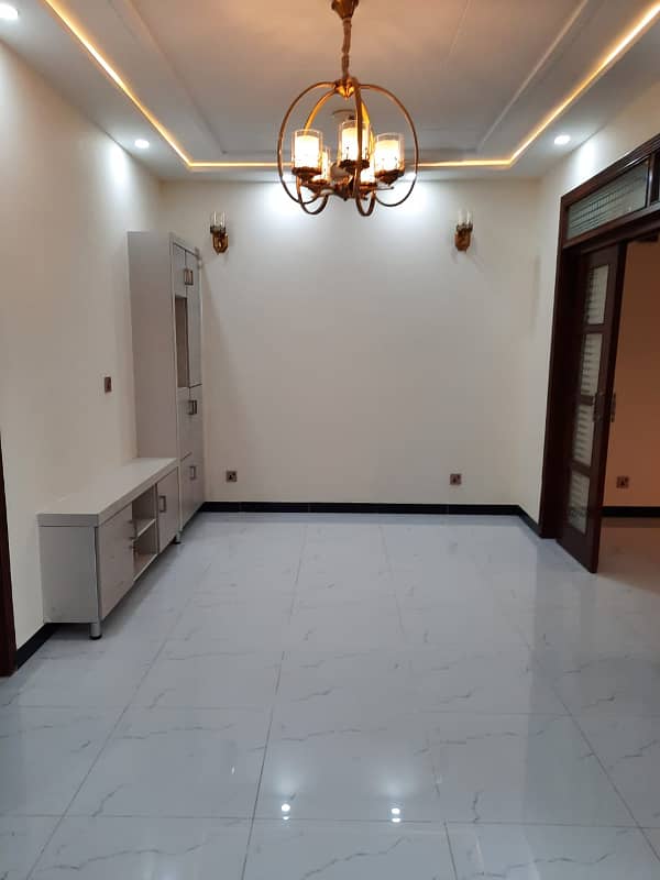 5 Marla Independent Full House Neat & Clean House For Rent Sector E, Bahria Town Lahore 7