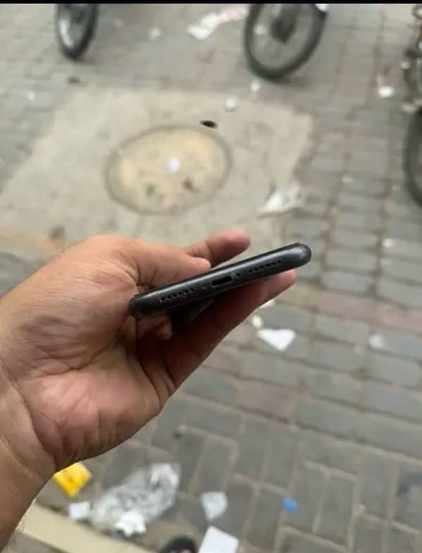 iphone 11 64 gb 1