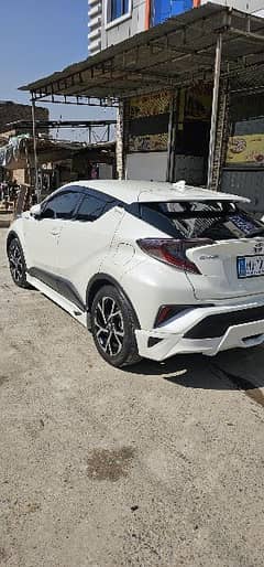 Toyota C-HR 2017