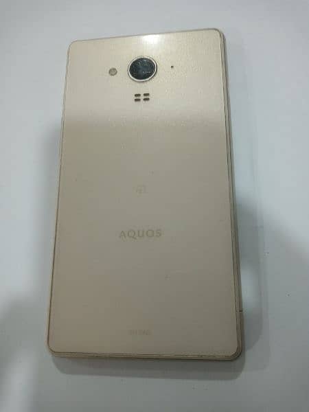 AQUOS EVER SH-04G DoCoMo 2/16 GB Price Final 5000 1