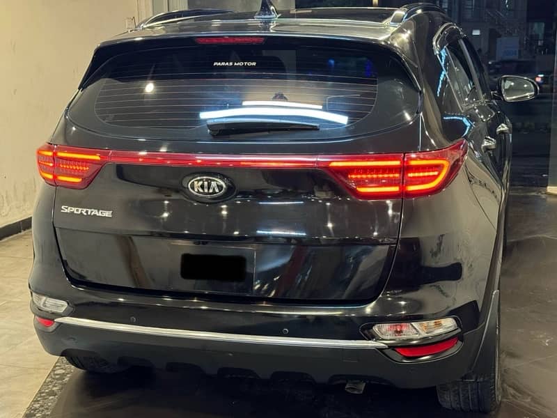 KIA Sportage 2022 FWD 1