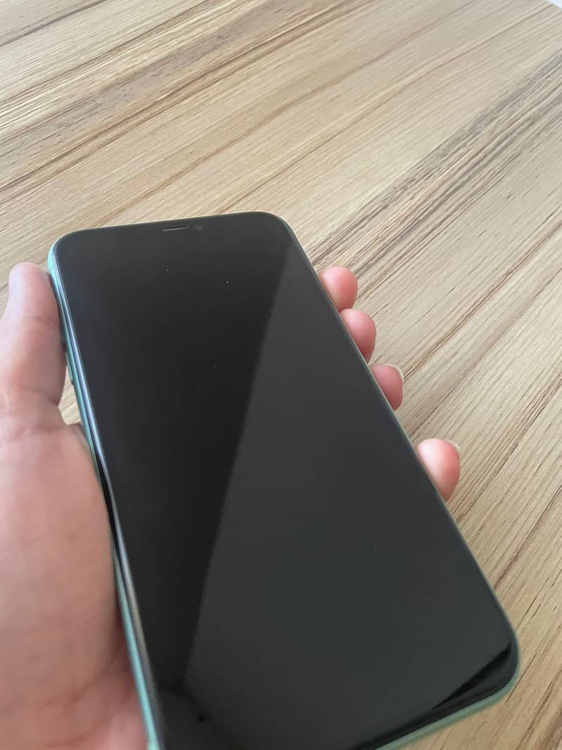 IPHONE 11 PTA APPROVED 128 GB WITH BOX 4